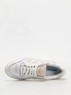 adidas Tyshawn Low Shoes