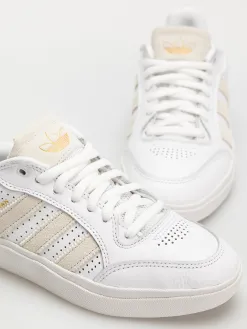 adidas Tyshawn Low Shoes