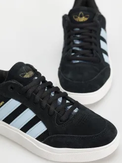 adidas Tyshawn Low Shoes