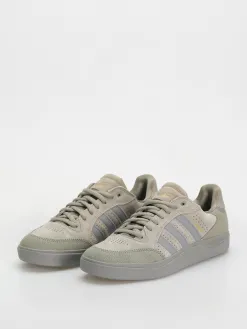 adidas Tyshawn LOW Shoes