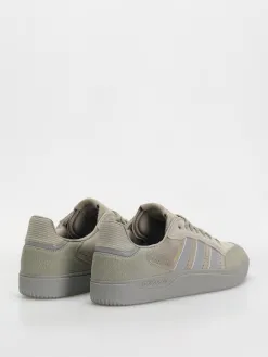 adidas Tyshawn LOW Shoes