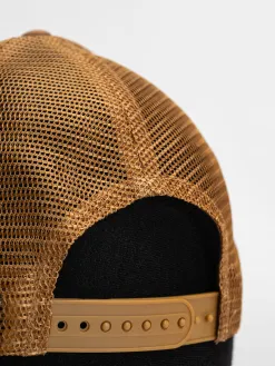 Carhartt WIP Heart Patch Trucker Cap