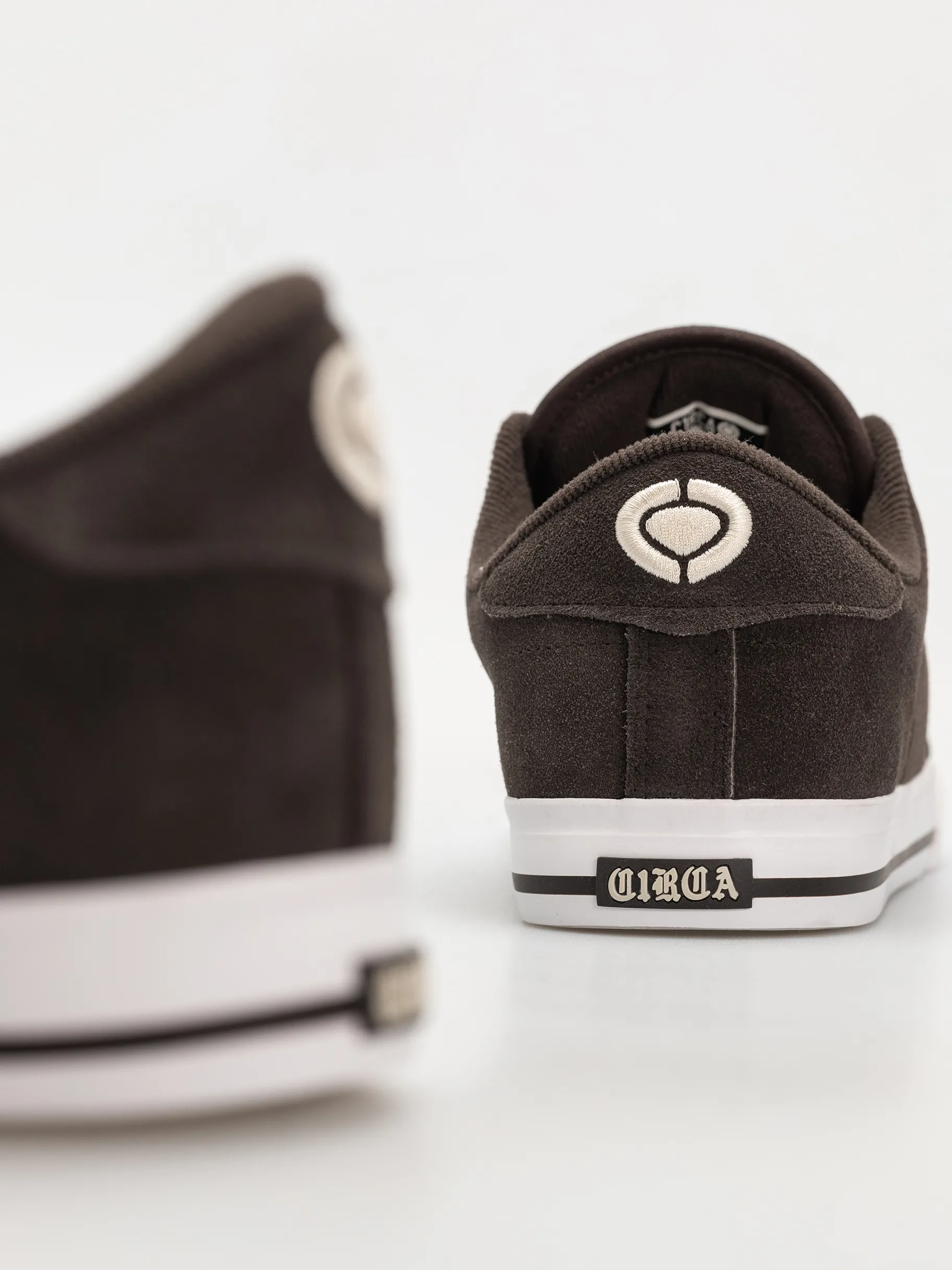Circa Shoes Al 50