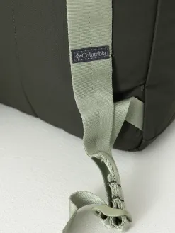 Columbia Trail Traveler 18L Backpack