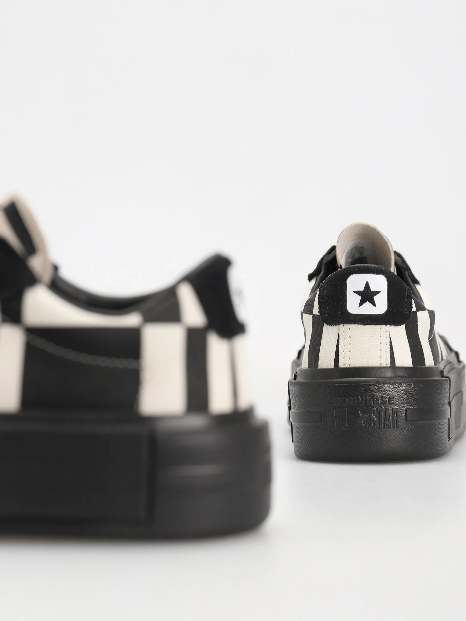 Converse Chuck Taylor All Star Cruise Ox Chucks