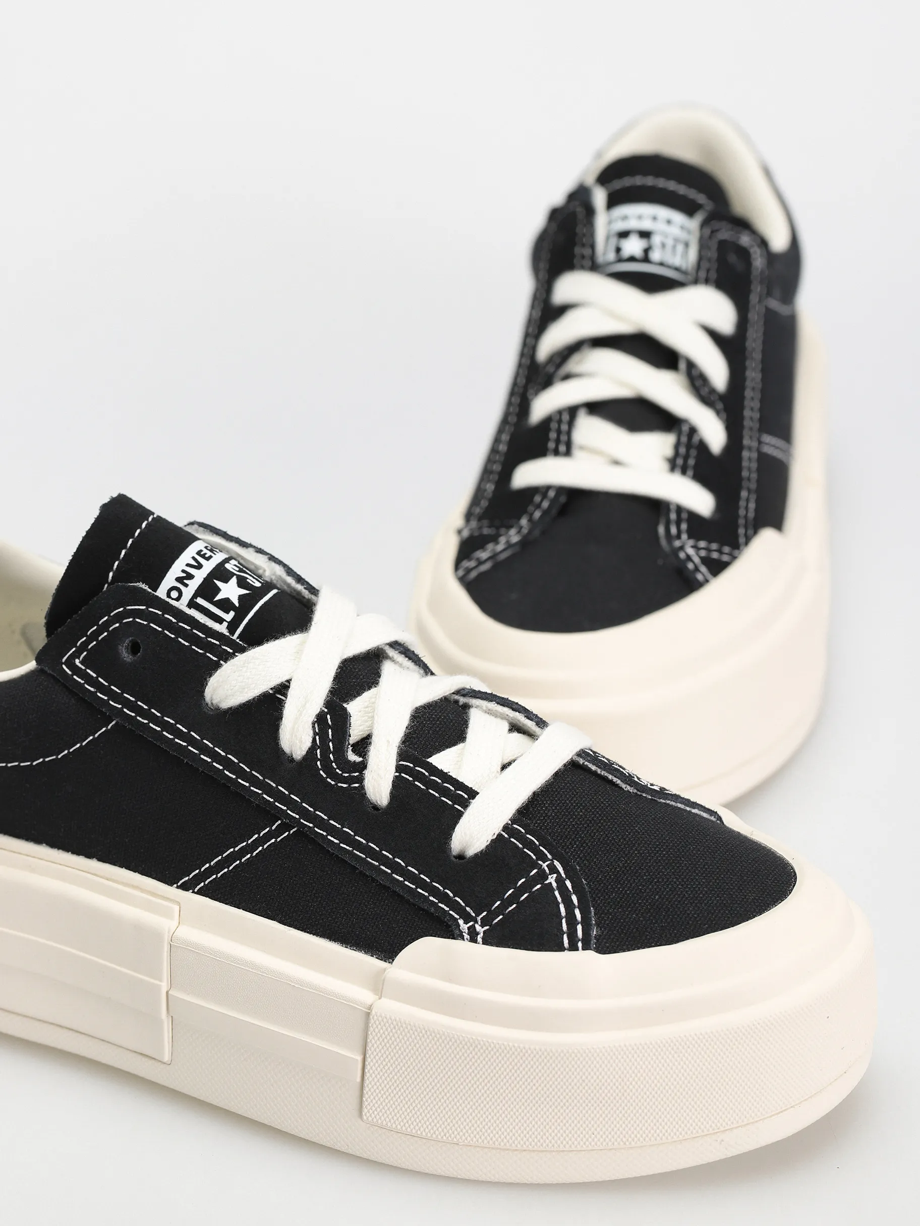Converse Chuck Taylor All Star Cruise Ox Chucks