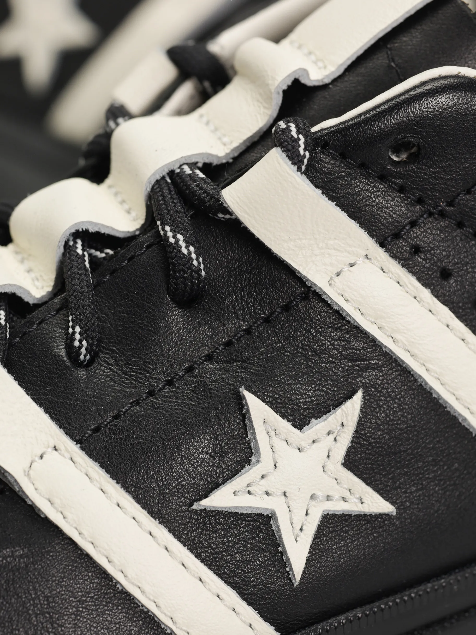 Converse Shoes X Bobby De Keyzer One Star Academy Pro
