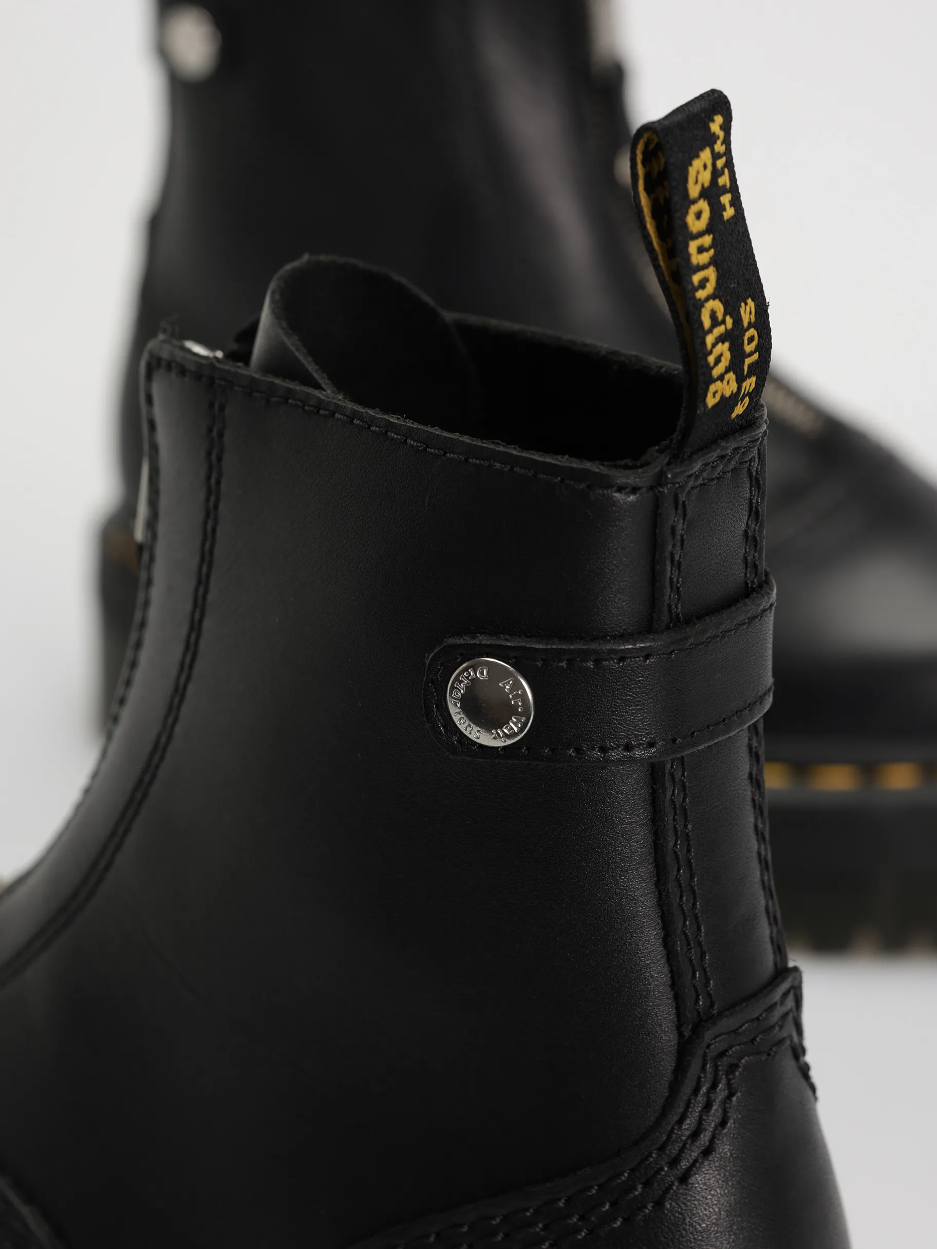 Dr. Martens Jetta Wmn Shoes