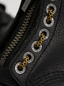 Dr. Martens Sinclair Max Wmn Shoes