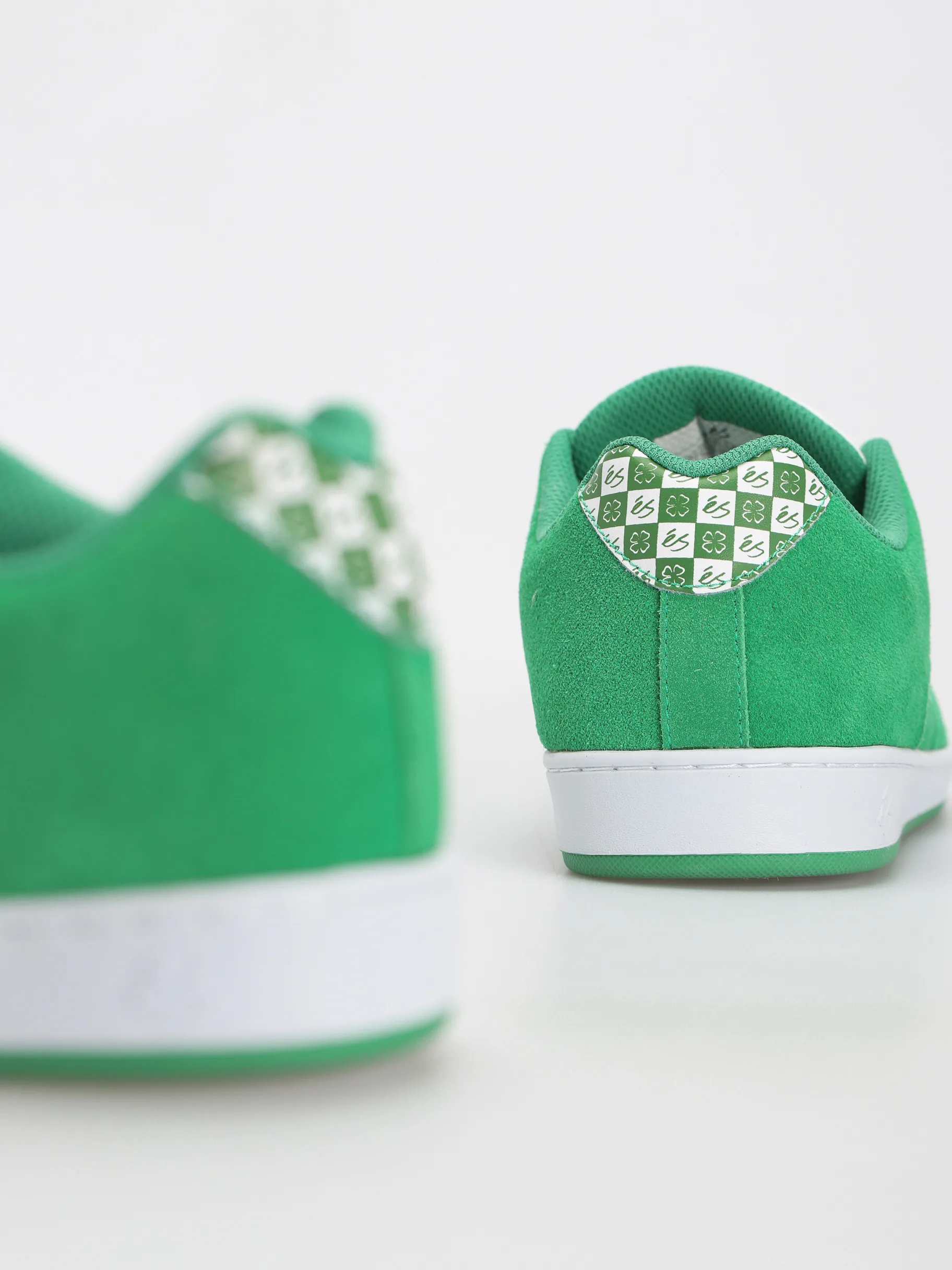 eS Accel Slim Shoes