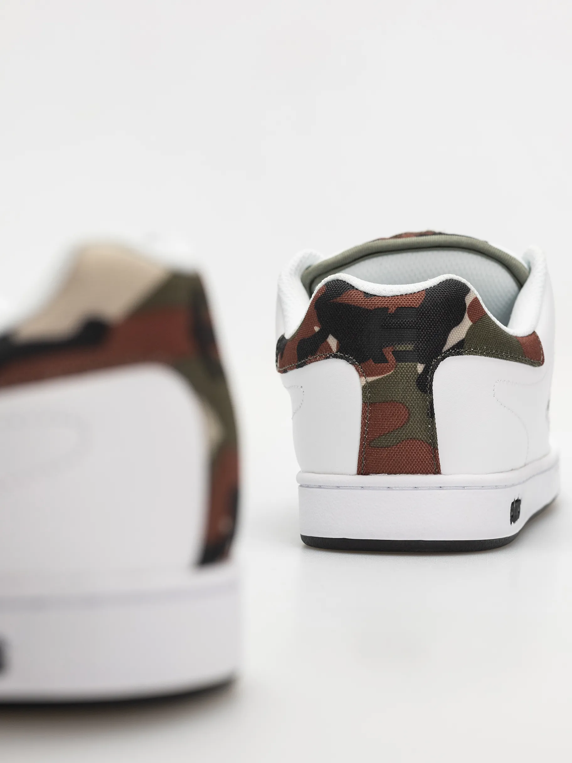 Etnies Shoes Callicut