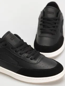 Globe Shoes Holand