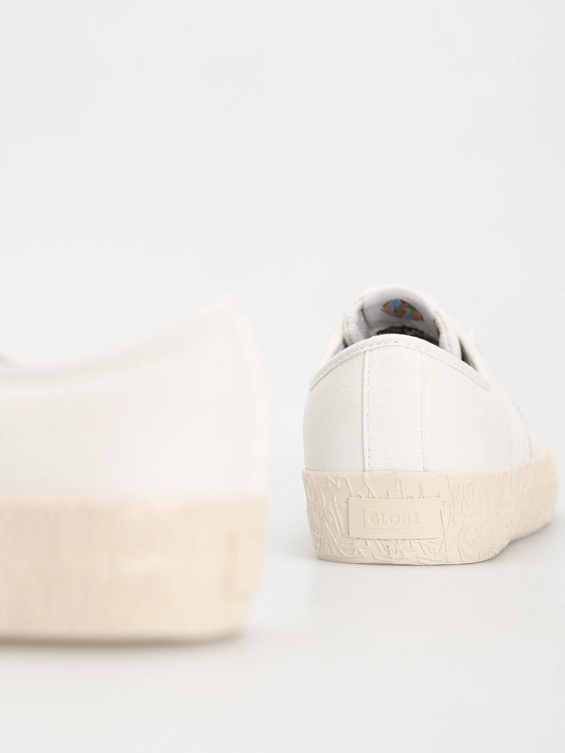 Globe Shoes Surplus