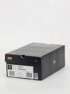 Globe Shoes Surplus