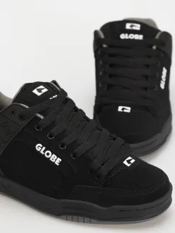 Globe Shoes Tilt