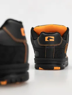 Globe Shoes Tilt