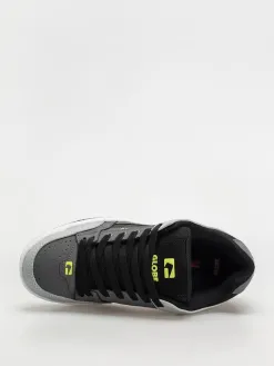 Globe Shoes Tilt