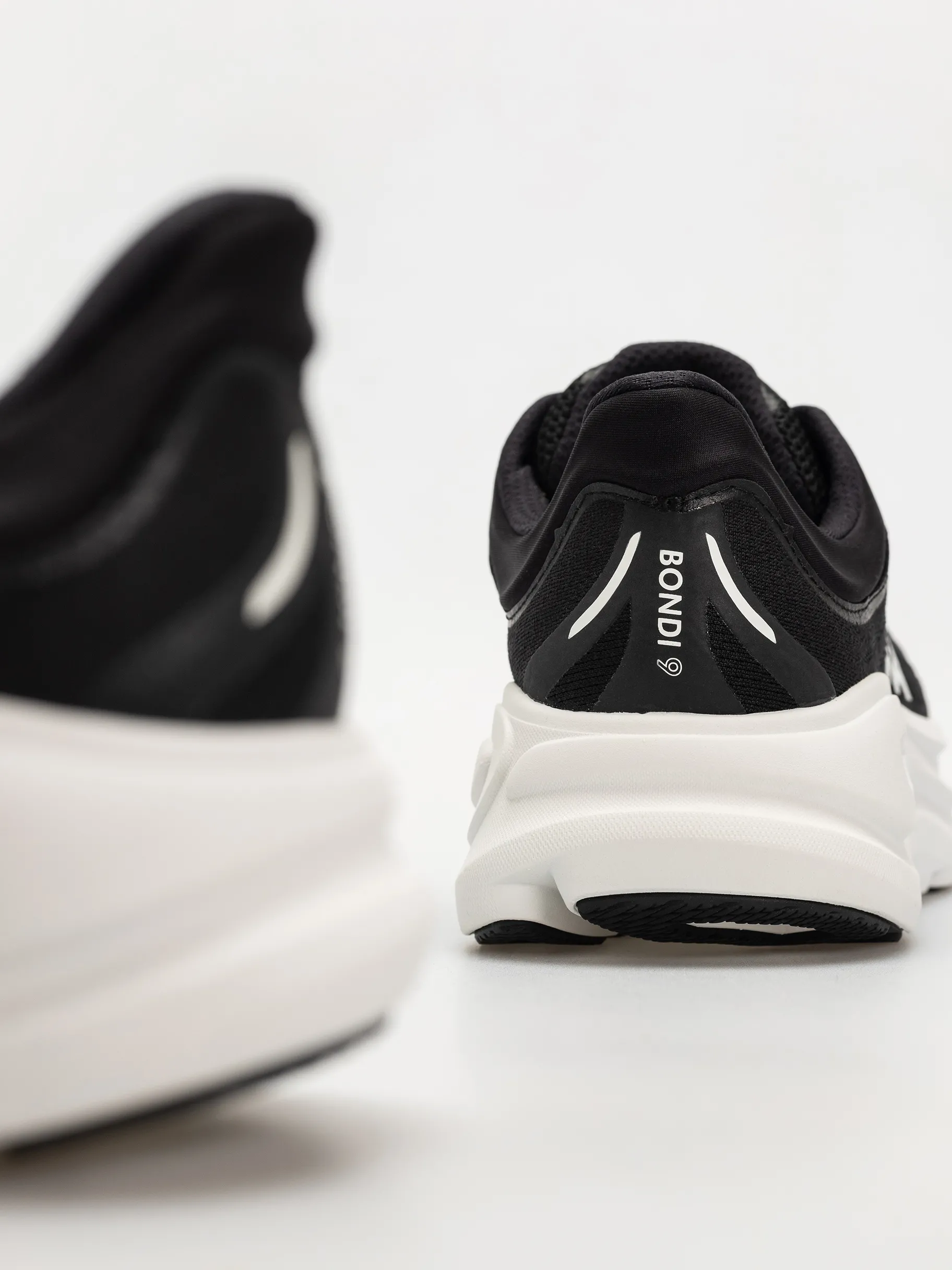 Hoka Shoes Bondi 9