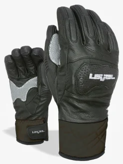 Level Gloves Race