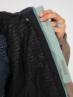 Mens Volcom Snowboard jacket L Ins Gore Tex
