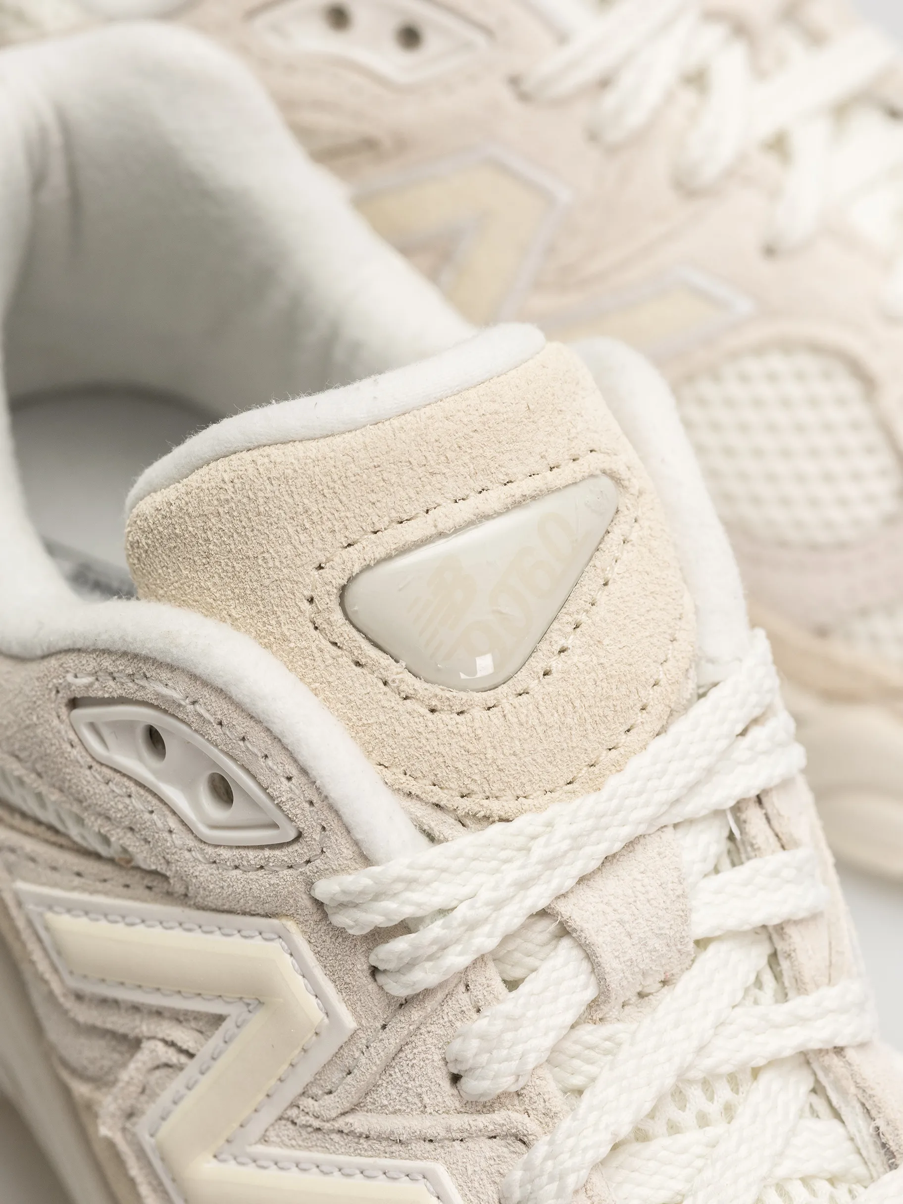 New Balance 9060 JR Shoes