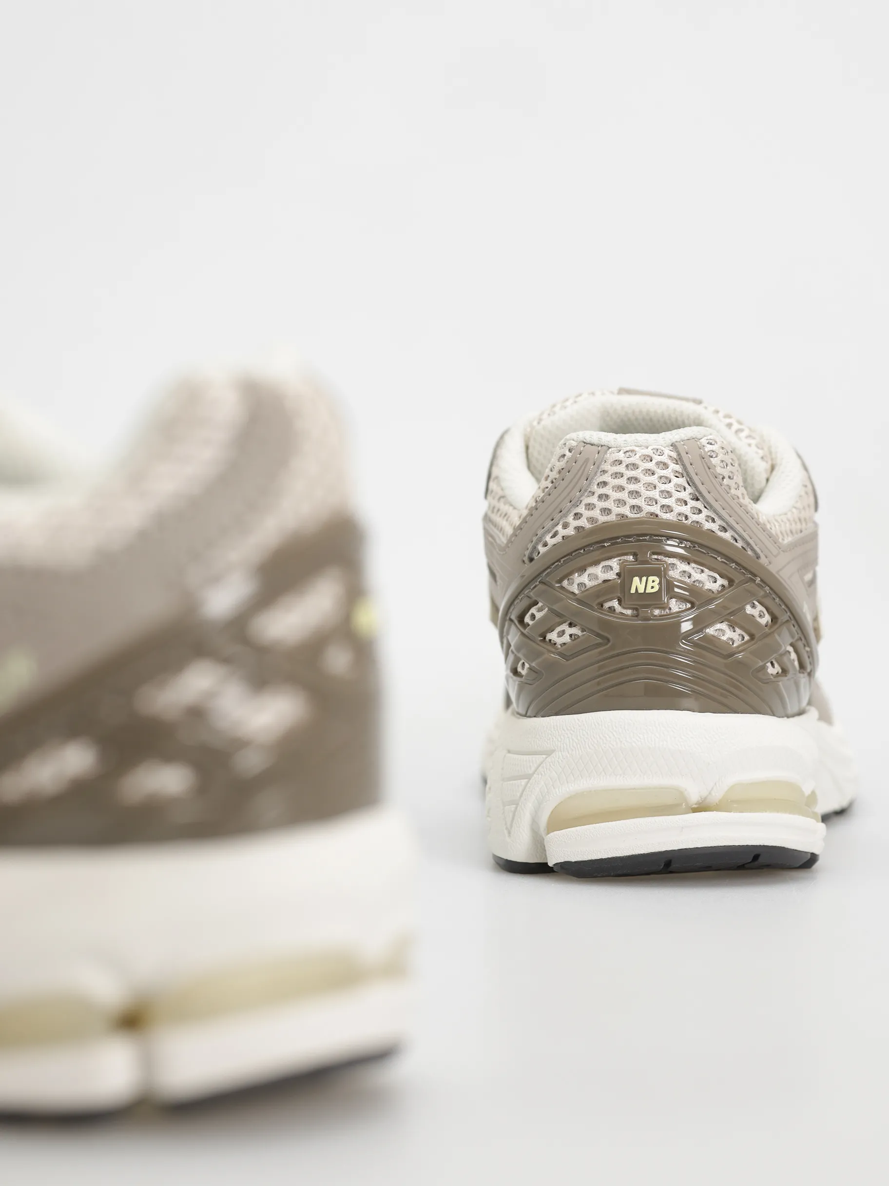New Balance 1906 JR Shoes