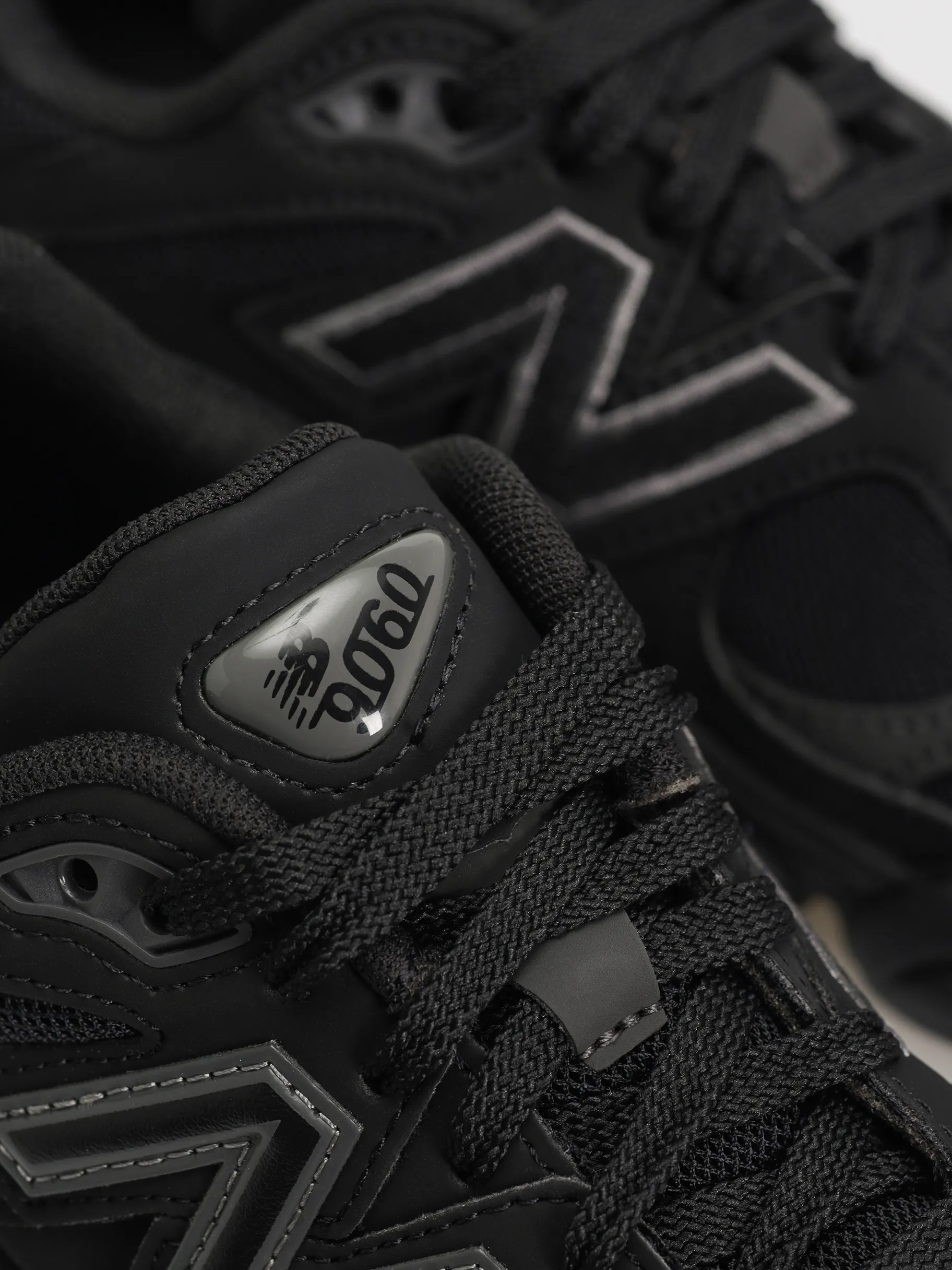 New Balance 9060 JR Shoes