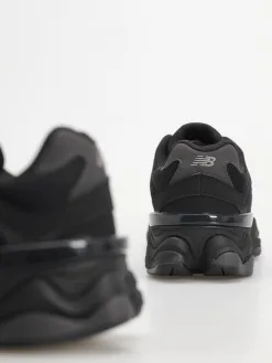 New Balance 9060 JR Shoes