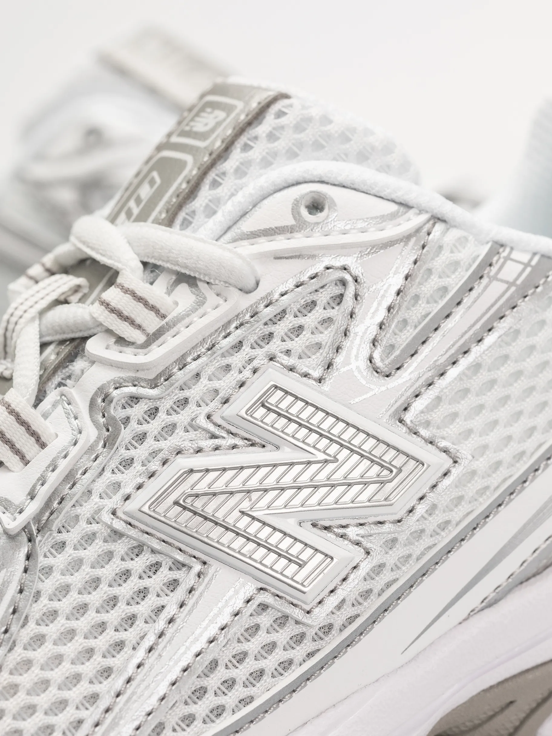 New Balance 740 JR Shoes