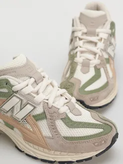 New Balance 1906 Shoes