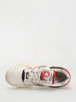 New Balance 550 Shoes