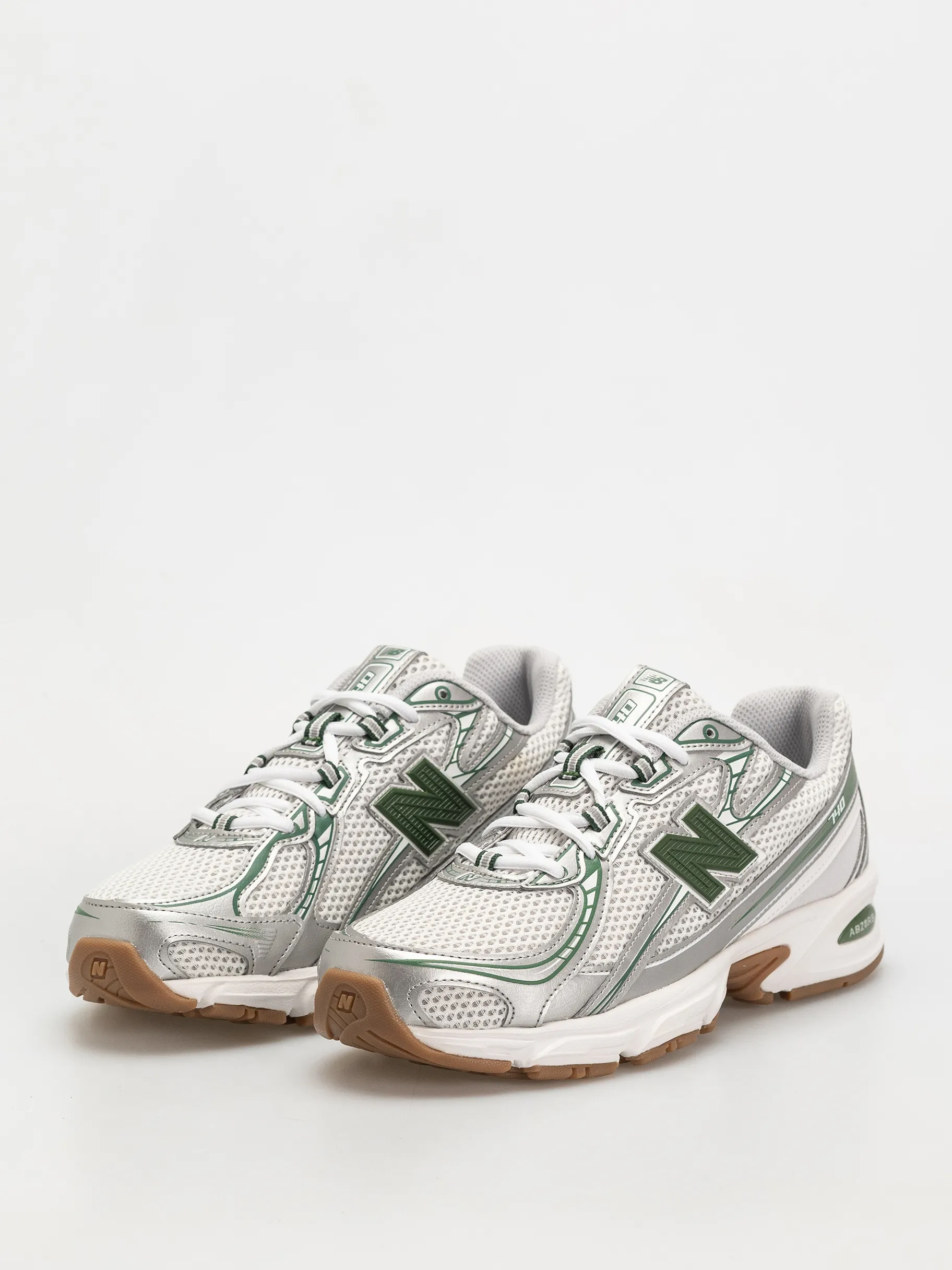 New Balance 740 Shoes