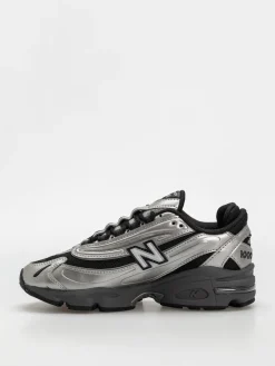 New Balance 1000 Shoes