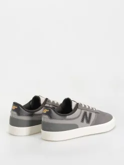 New Balance 272 Shoes
