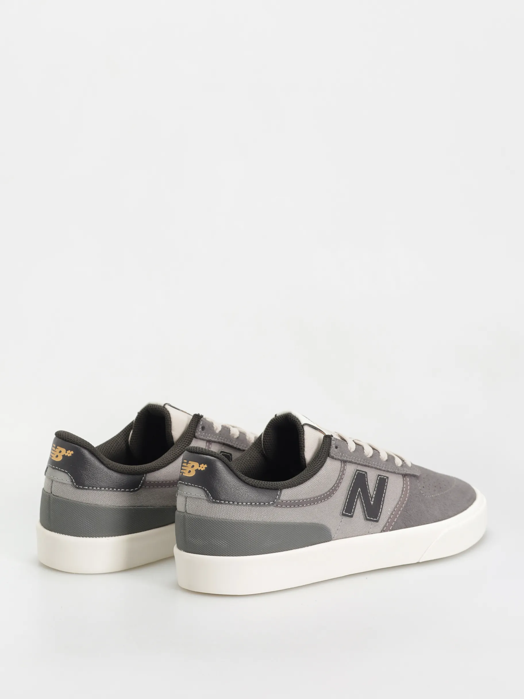 New Balance 272 Shoes