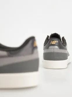 New Balance 272 Shoes