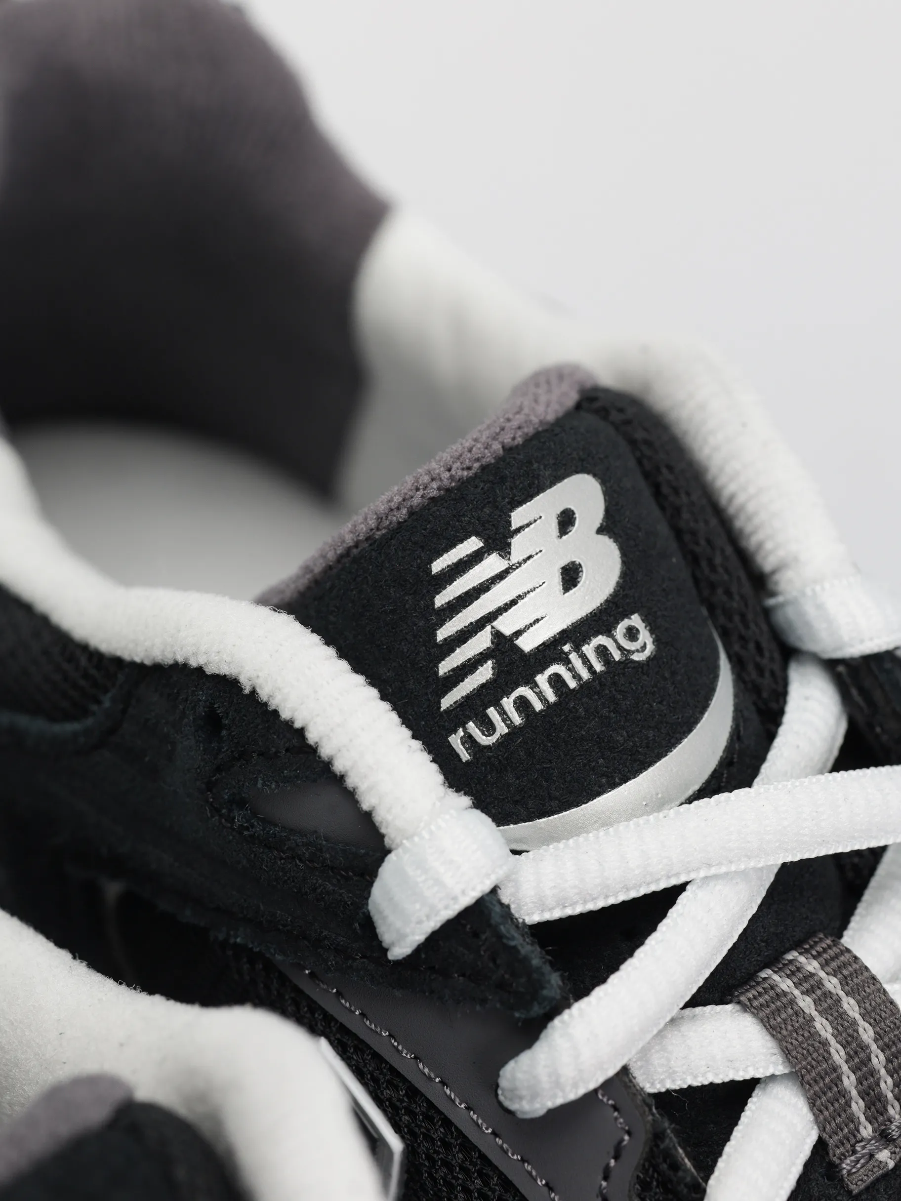 New Balance 530 Shoes
