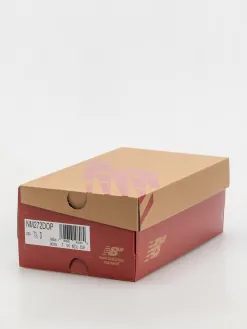 New Balance 272 Shoes