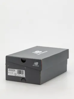 New Balance 9060 Shoes