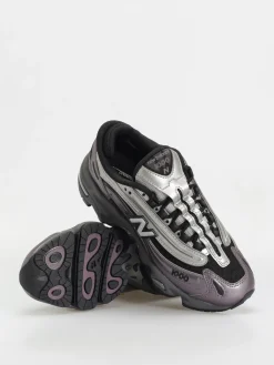 New Balance 1000 Shoes