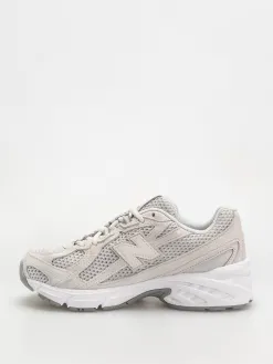 New Balance 740 Shoes