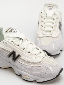 New Balance 1000 Shoes