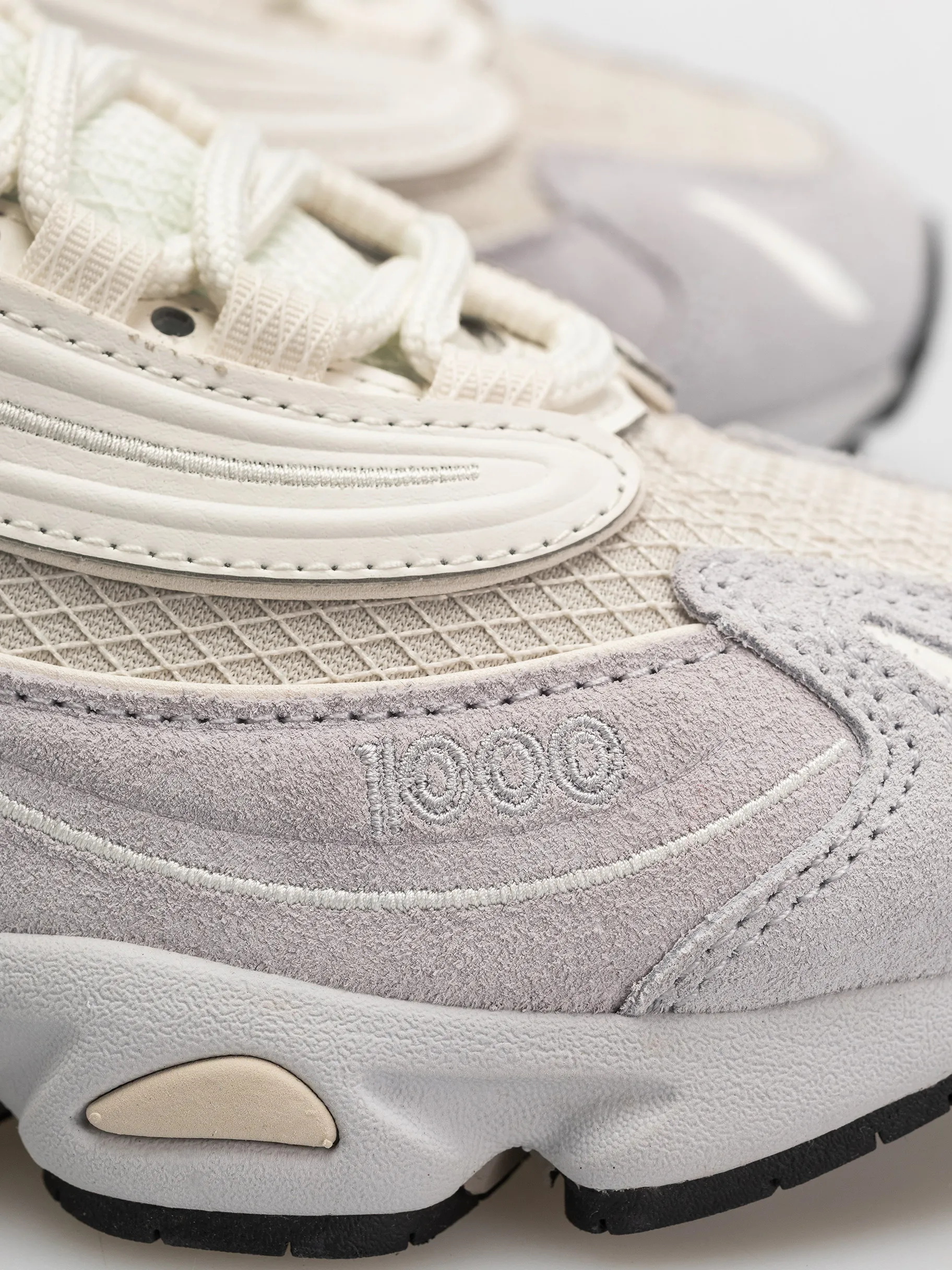 New Balance 1000 Shoes