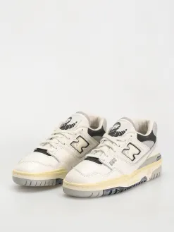 New Balance 550 Shoes