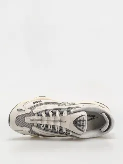 New Balance 1000 Shoes