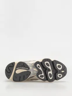 New Balance 1000 Shoes