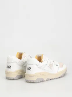 New Balance 550 Shoes