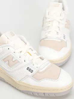 New Balance 550 Shoes
