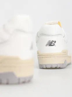 New Balance 550 Shoes