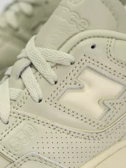 New Balance 550 Shoes